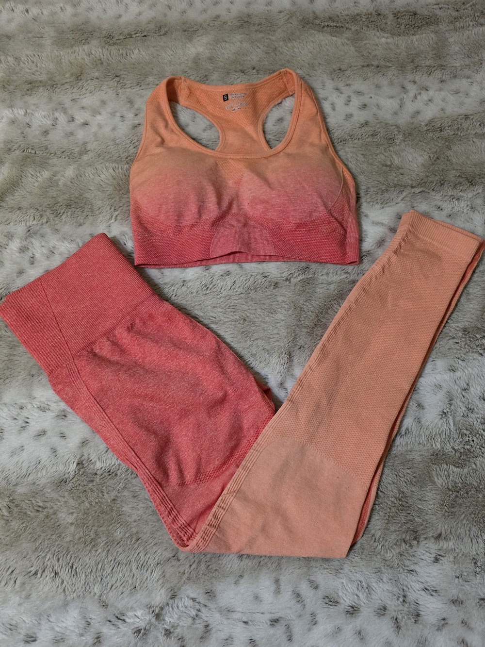 SHEIN Peach to Coral Ombre Seamless Leggings & Sports Bra Set